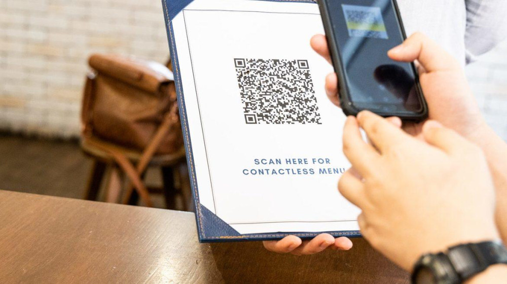    Поддельные QR-коды: Как подростки обманывают систему