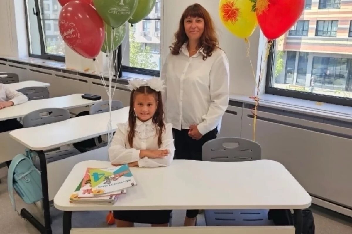    Чтобы школьнику было удобно и радостно, приходится раскошеливаться.