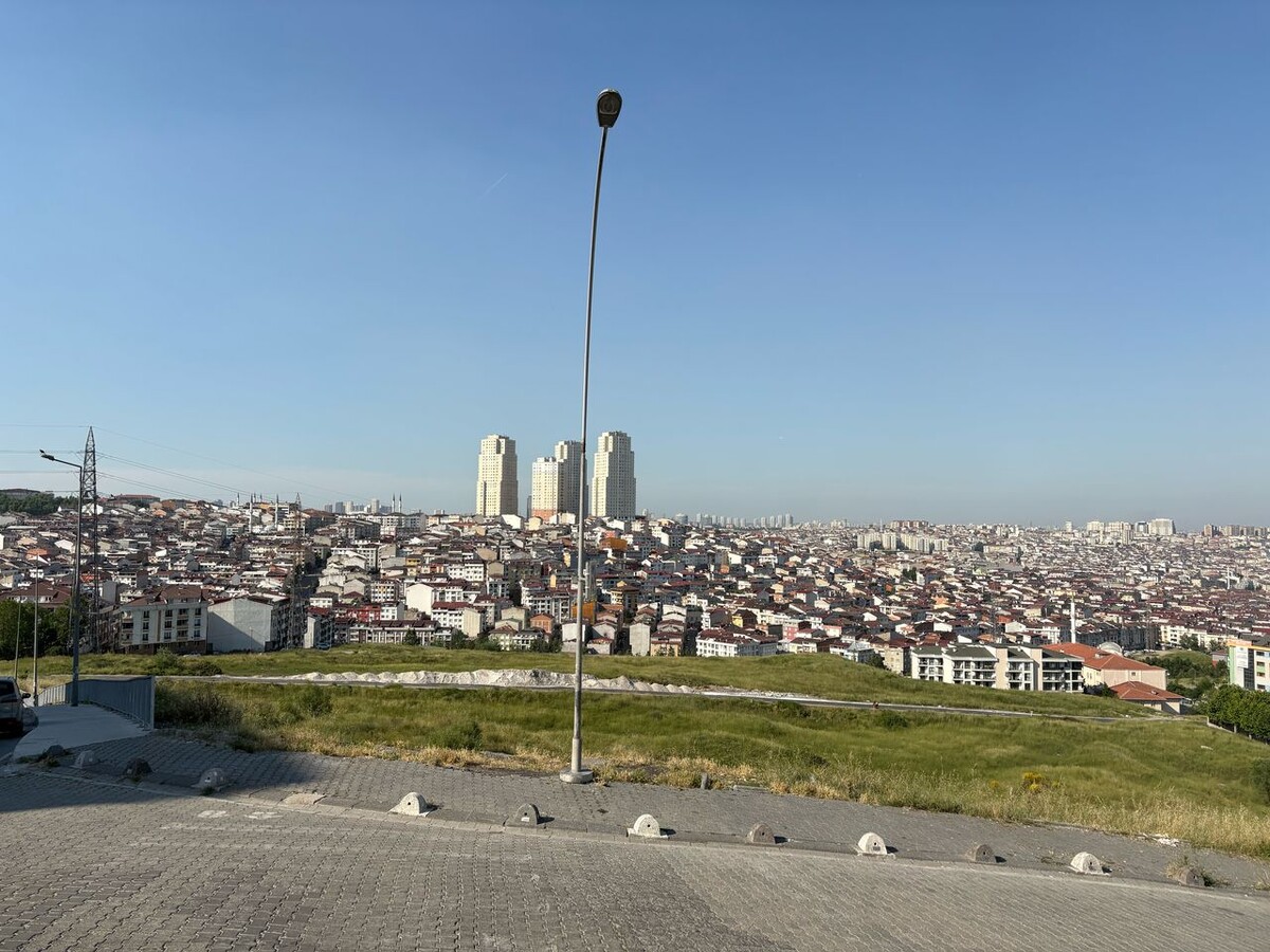 Стамбул. Вид с холма. Фото наше.