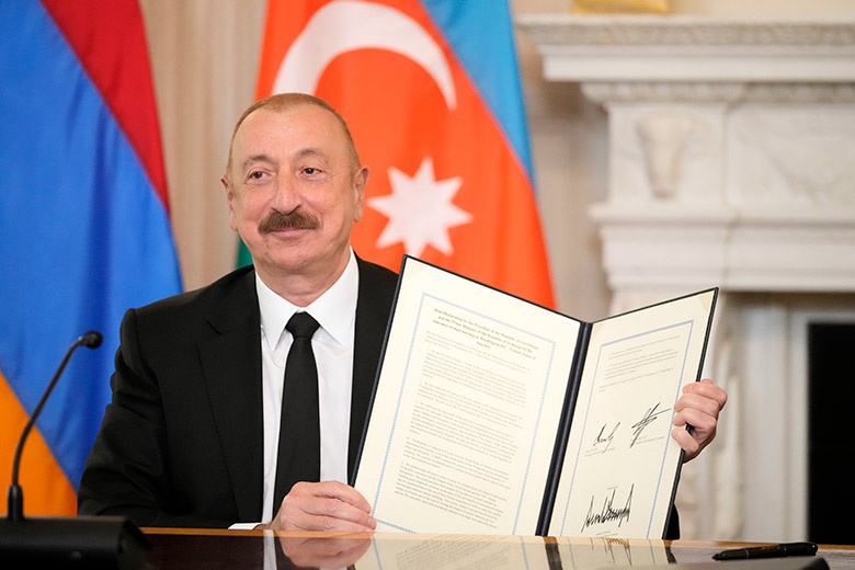    Mark Schiefelbein/ТАСС