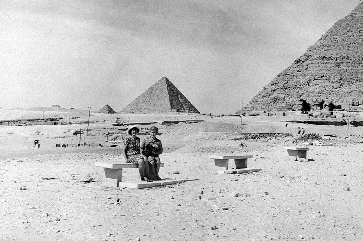 Комплекс пирамид Гизы, 1972 год
