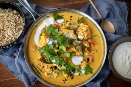 Вариант подачи карри из цветной капусты