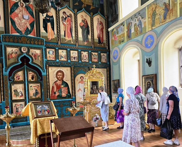    Архангельские паломники посетили Вятскую святыню