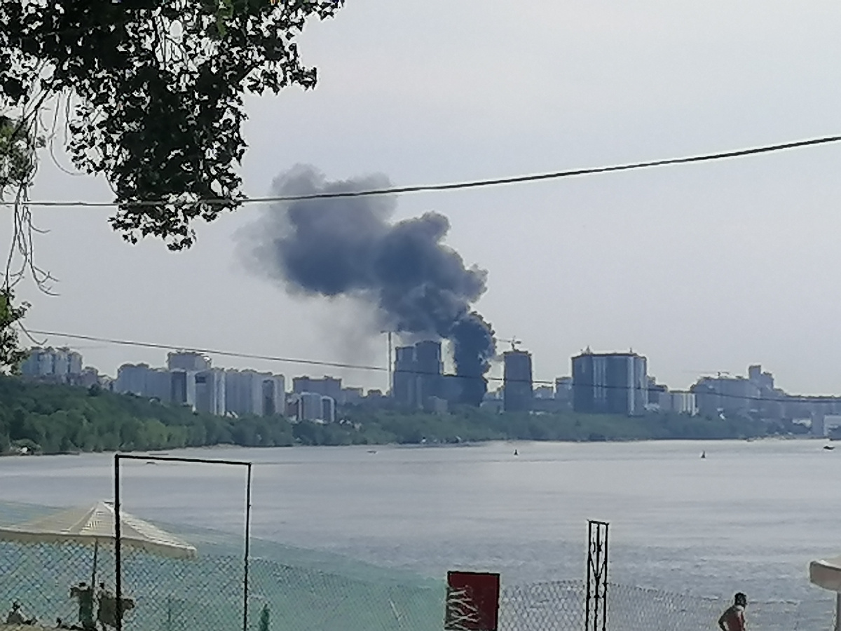 В наши дни, любой пожар нам кажется чем-то "оттуда".