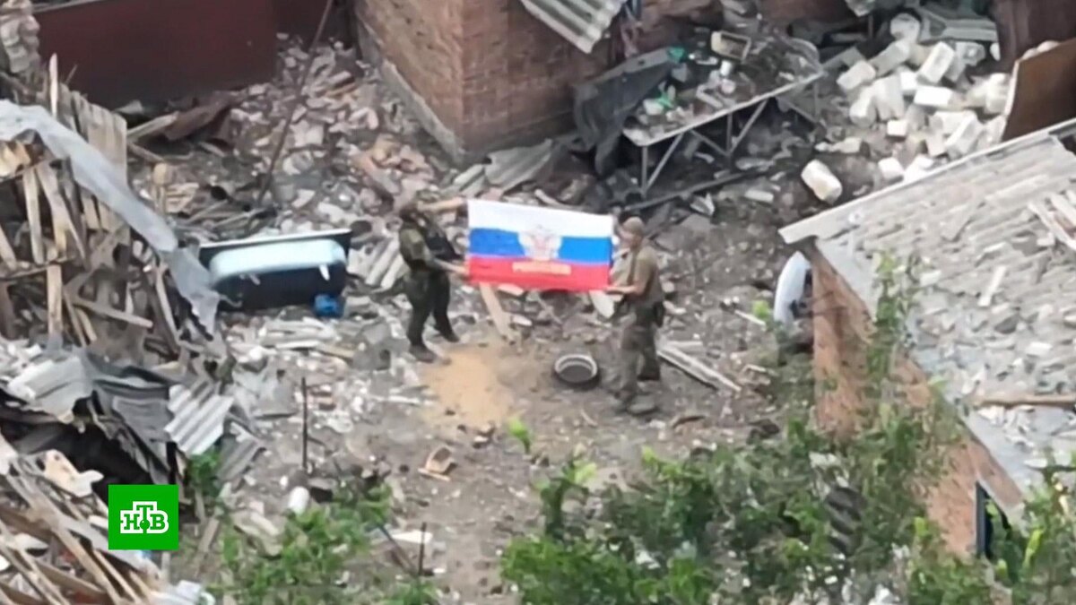    Российские военные взяли под контроль Луначарское в ДНР