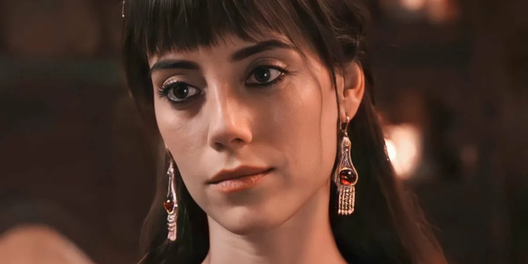 Как связано отравление Сулеймана с Фирузе и кем она была на самом деле?