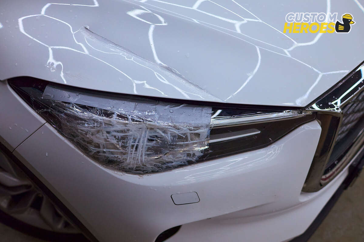 Источник фото https://custom-heroes.ru/raboty/vid-uslugi/avtosvet/nashi-raboty/infiniti-qx50-diagnostika-i-vosstanovlenie-pravoy-fary/