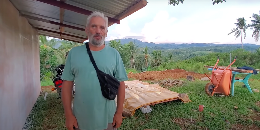 Затеял новую стройку в свои 65 на Филиппинах: жизнь без прикрас