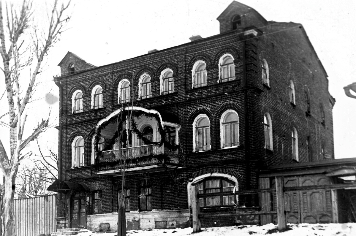 Здание кимрской милиции в 1920-1930-ые годы. Фото из Кимрского районного архива.