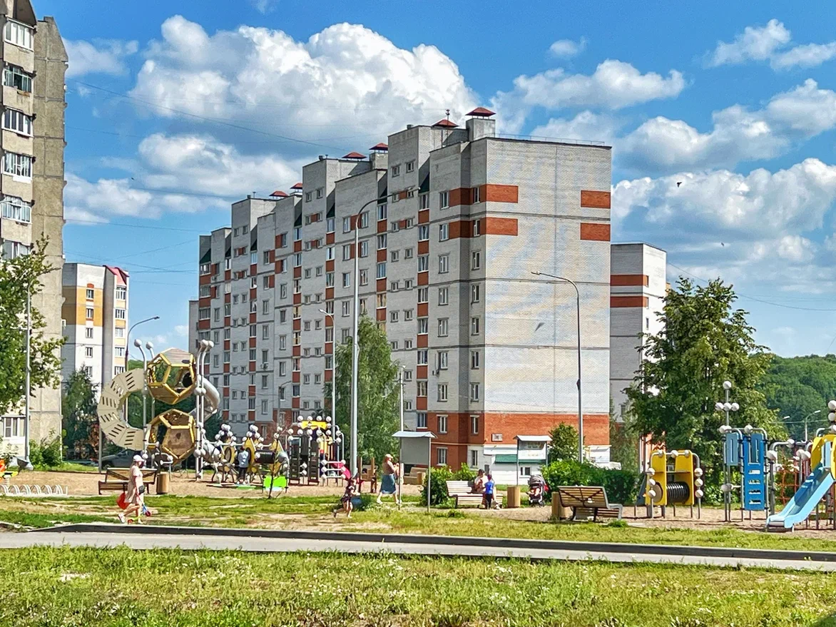 Дом, где мы жили в Чебоксарах. Фото автора