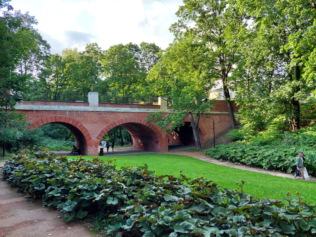 Немного вам красот Нескучного сада.