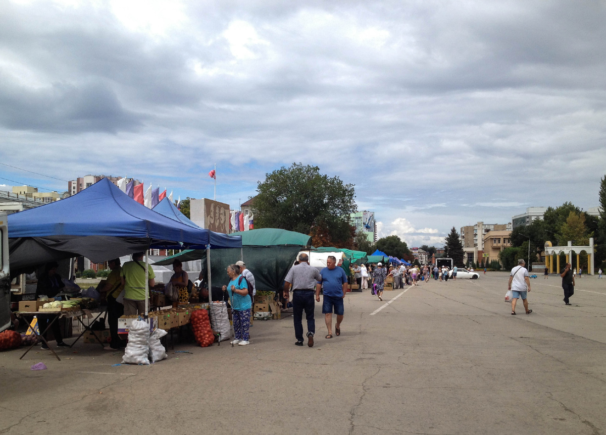 Центральная площадь Ленина в Энгельсе