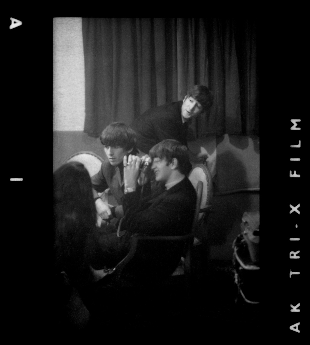 Гримёрка в Lewisham Odeon, Лондон, 8 декабря 1963 года; 2025 © Paul McCartney