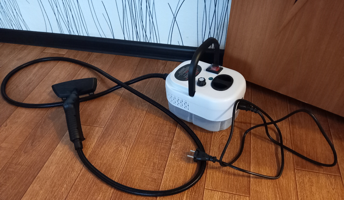 Пароочиститель напольный. Фото автора.