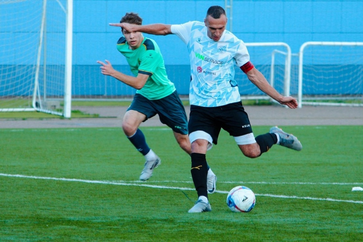    Капитан Альметьевска Никита Певцов забил решающий гол в полуфинале. предоставлено федерацией футбола Татарстана