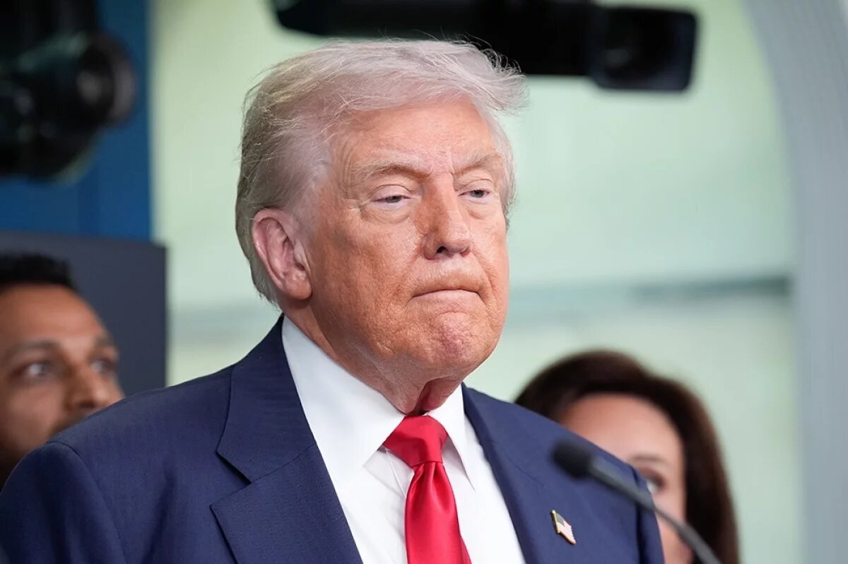    Дональд Трамп.