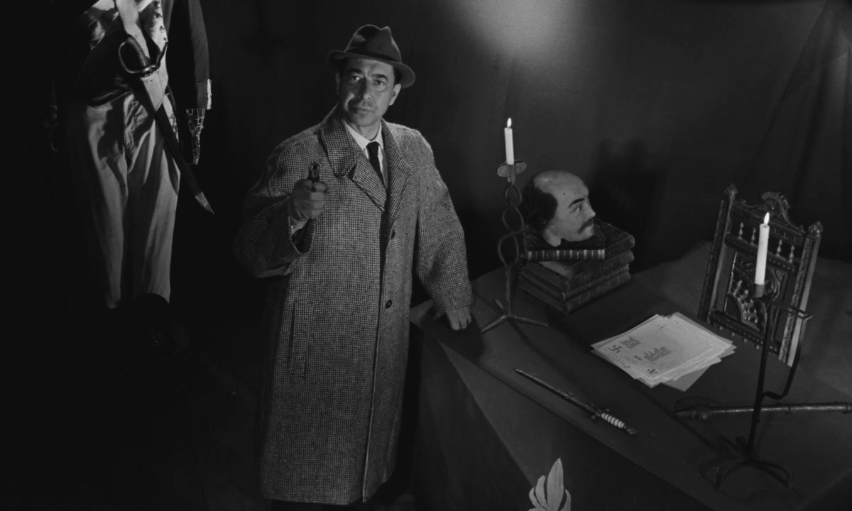 Кадр из фильма «Чёрный монокль» (1961)