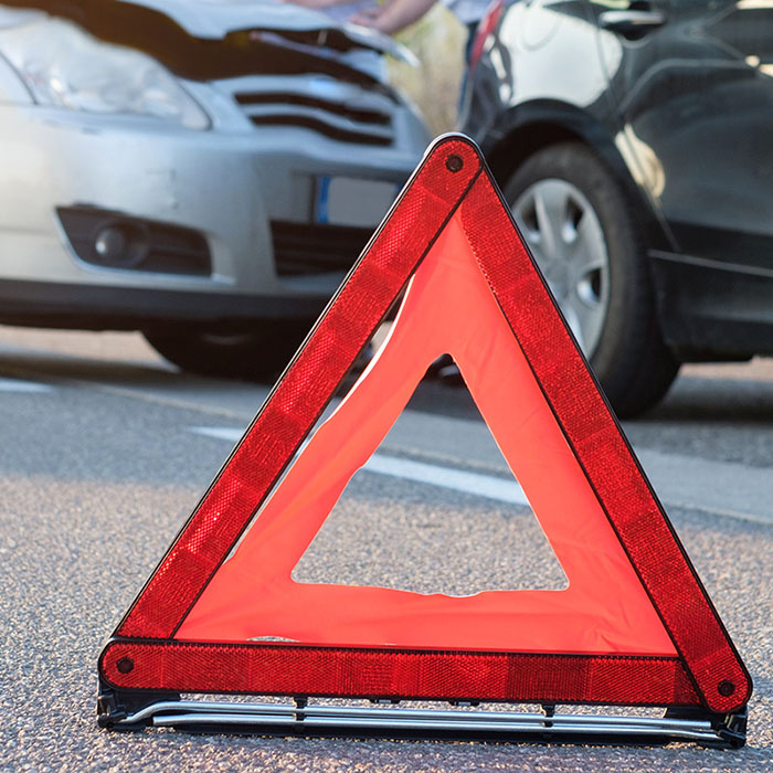 Рейтинг регионов по аварийности на дорогах: Иркутская область хуже среднего. Эксперты РИА Новости составили рейтинг на основе ранжирования регионов по количеству ДТП с пострадавшими в январе-июне на 100 тысяч единиц автотранспортных средств. В рейтинг также включены данные по динамике ДТП с пострадавшими и по числу пострадавших в ДТП на 100 тысяч жителей.