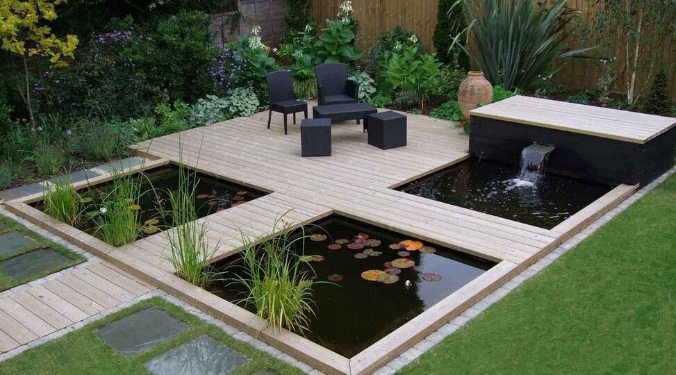 Правила размещения водоема на участке.