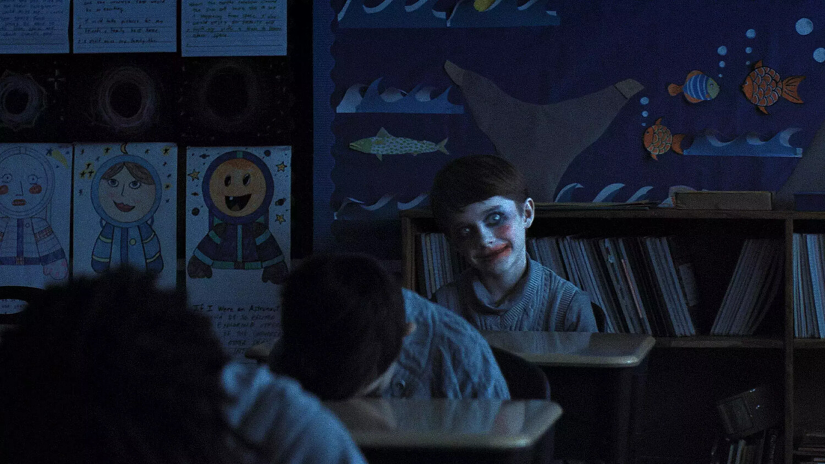 🎬 «Орудия» — хоррор-сказка, которая одновременно смешит и пугает