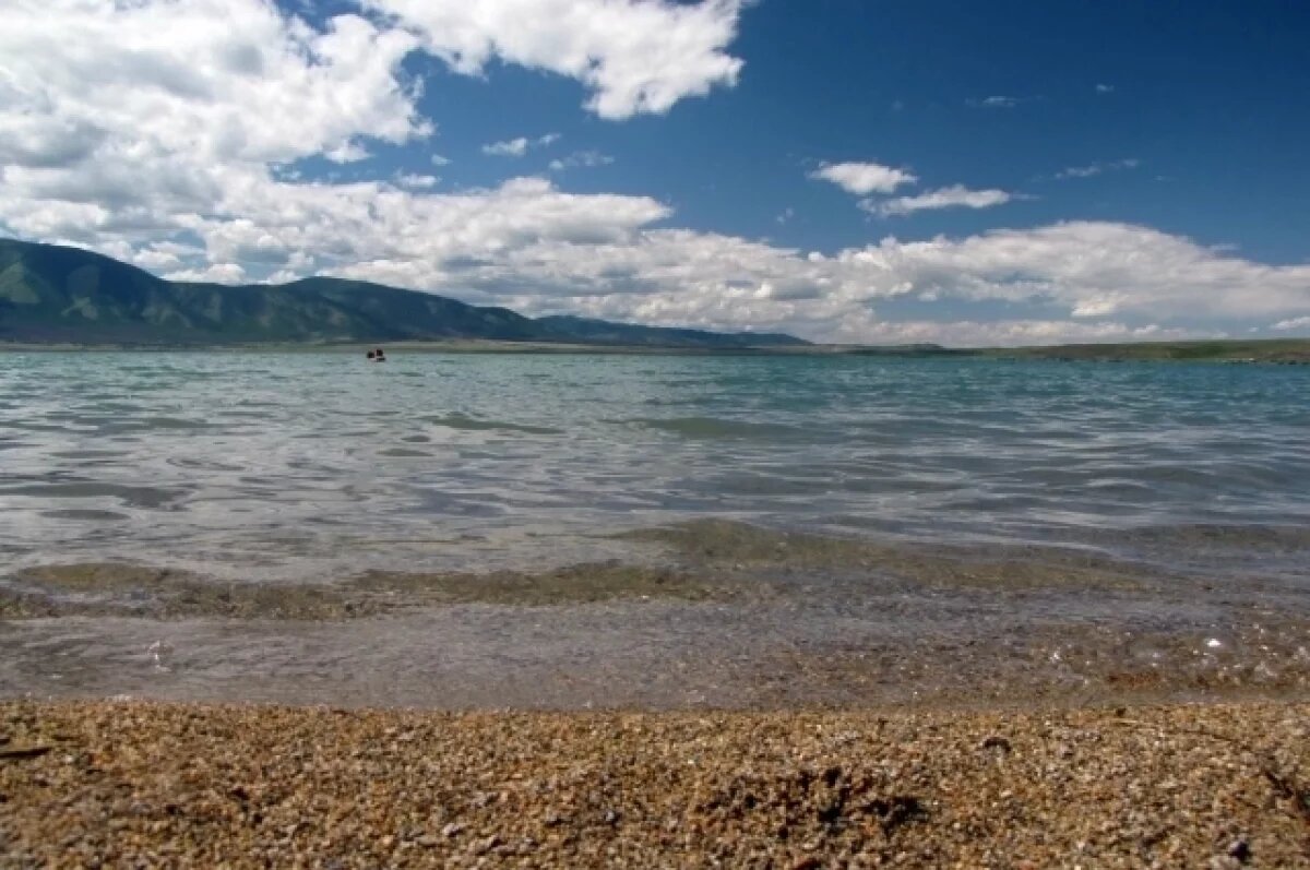    В Туве ищут подростка, которого унесло течением на надувном матрасе