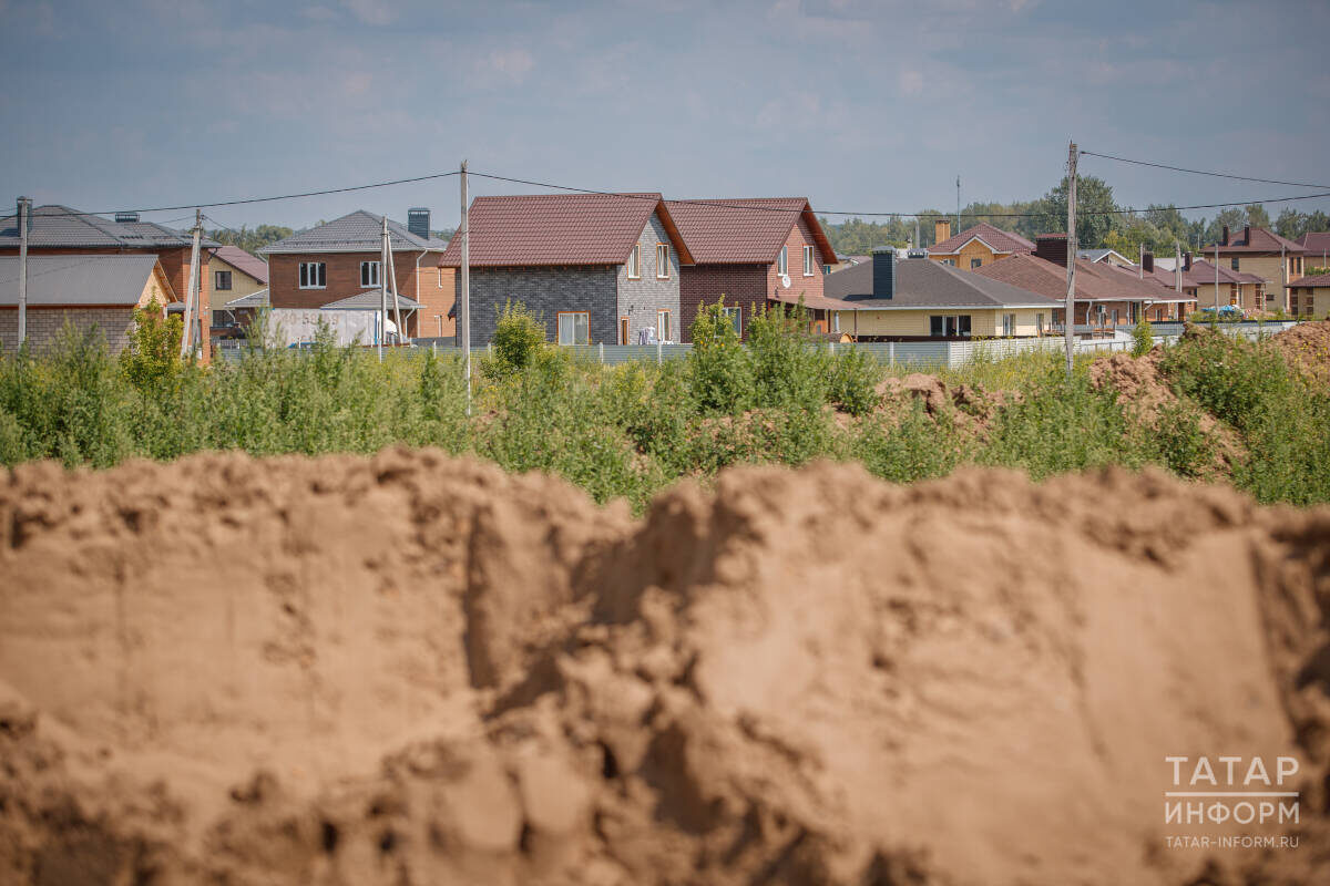 В Татарстане на работу программы влияет дефицит земли – не хватает почти 16,4 тысячи участковФото: © Владимир Васильев / «Татар-информ»