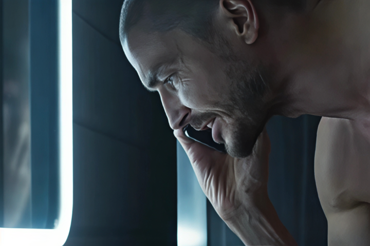 Кадр из "Триггер. Фильм", 2023, реж. Александра Ремизова. Лунапарк, Studio Plus