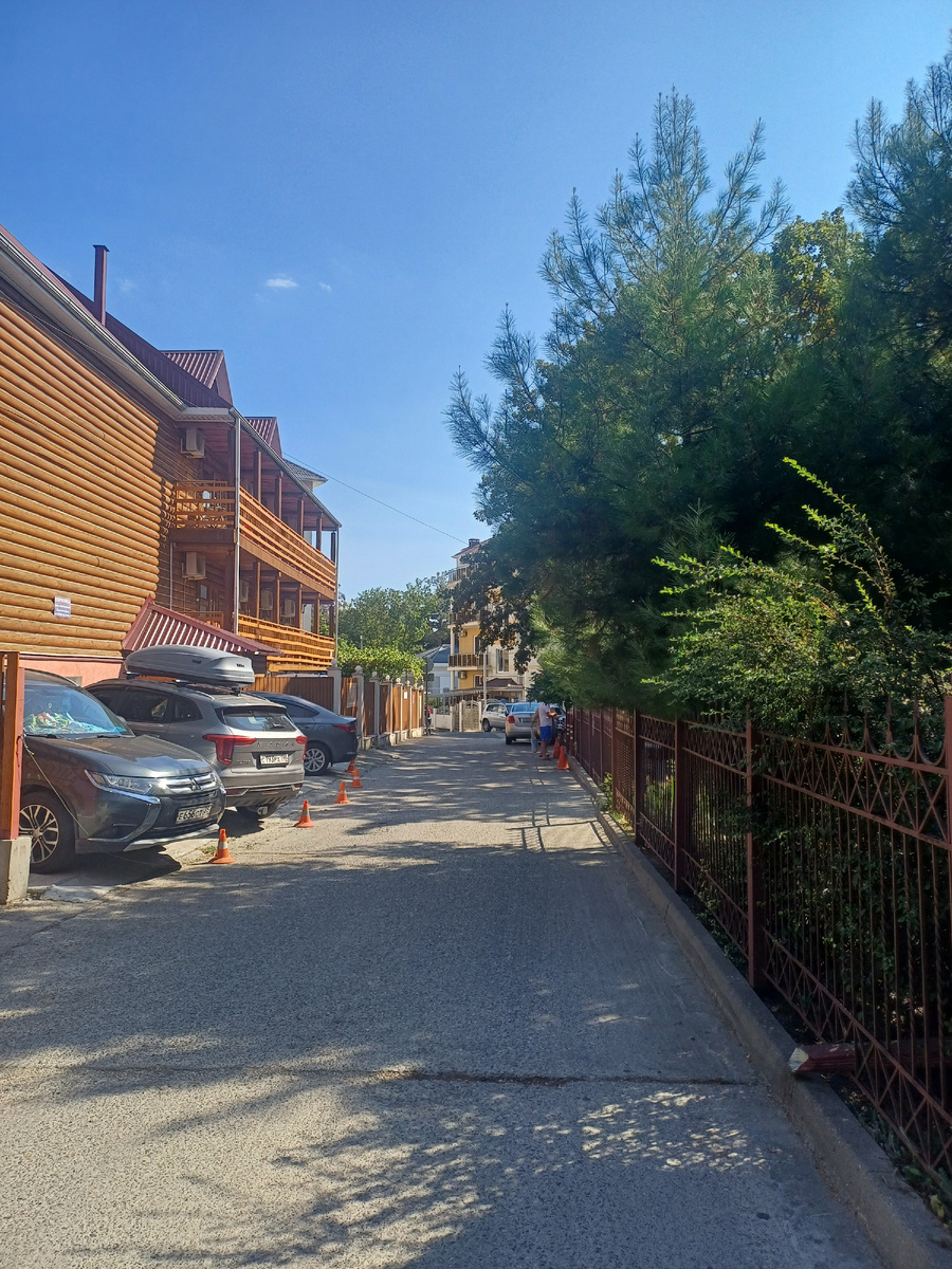 И вот идёте сюда.