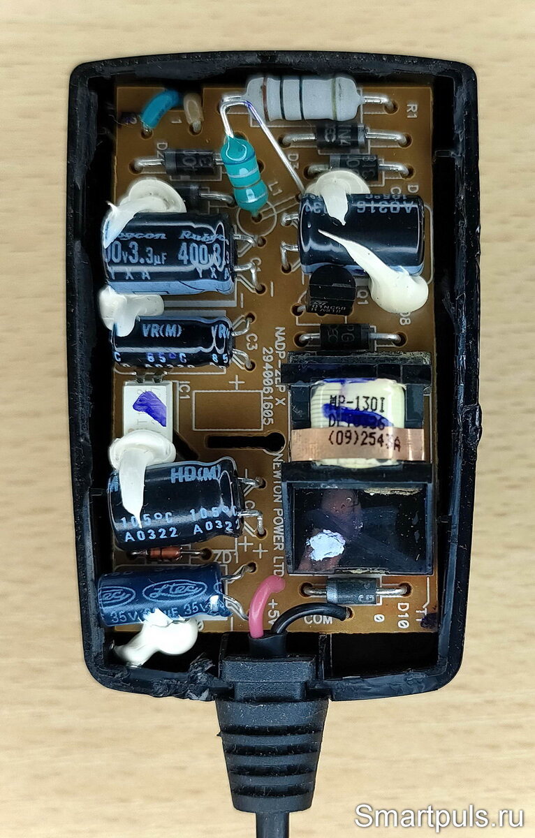 Плата телефонного адаптера Sony Ericsson на 5 V 450 mA