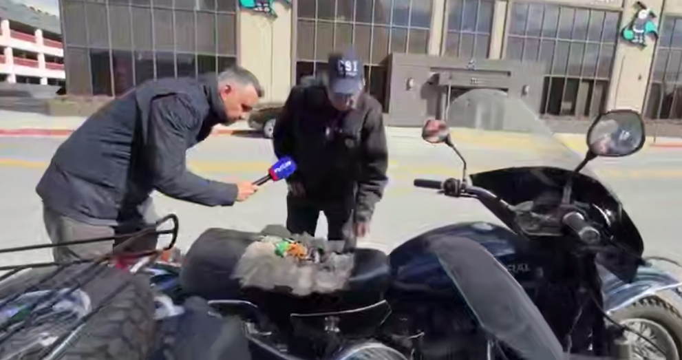 Мотоцикл "Урал" у жителя Аляски