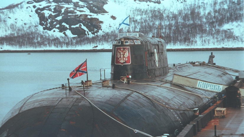     Атомный подводный ракетоносный крейсер К-141 «Курск» был заложен в 1990-м и спущен на воду через четыре года. Своё имя подлодка получила в 1993 году в честь 50-летия победы Красной армии в Битве на Курской дуге Gettyimages.ru Antoine GYORI/Sygma