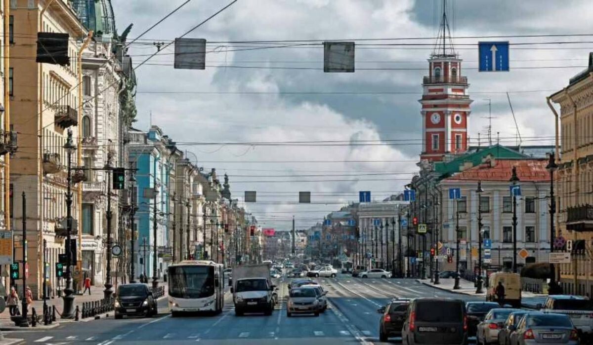     Невский проспект. Источник: ria.ru Автор фото: Алексей Даничев