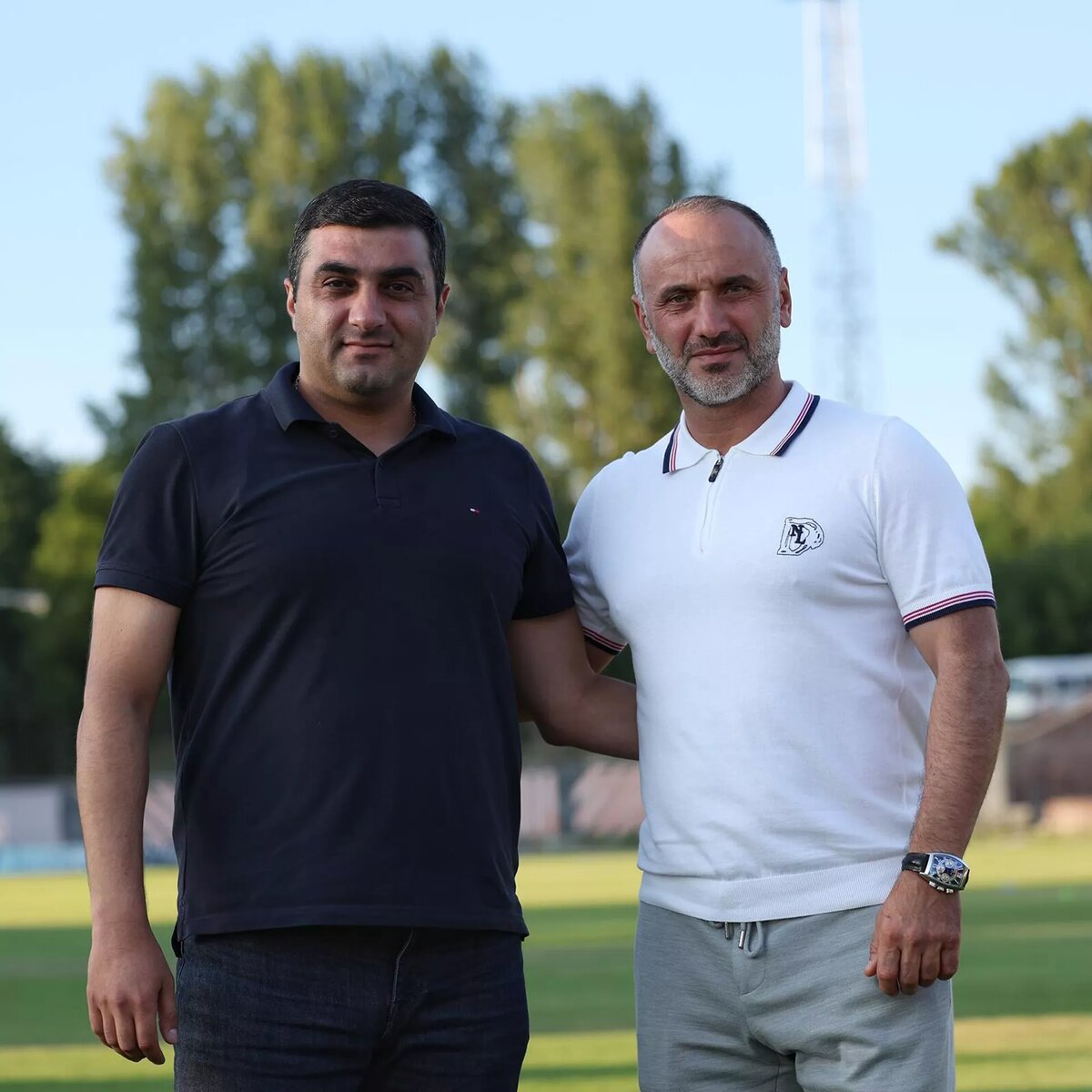 Бывший и нынешний главные тренеры ФК "Пюник" Егише Меликян и Артак Осеян © Photo : press office of the FC Pyunik