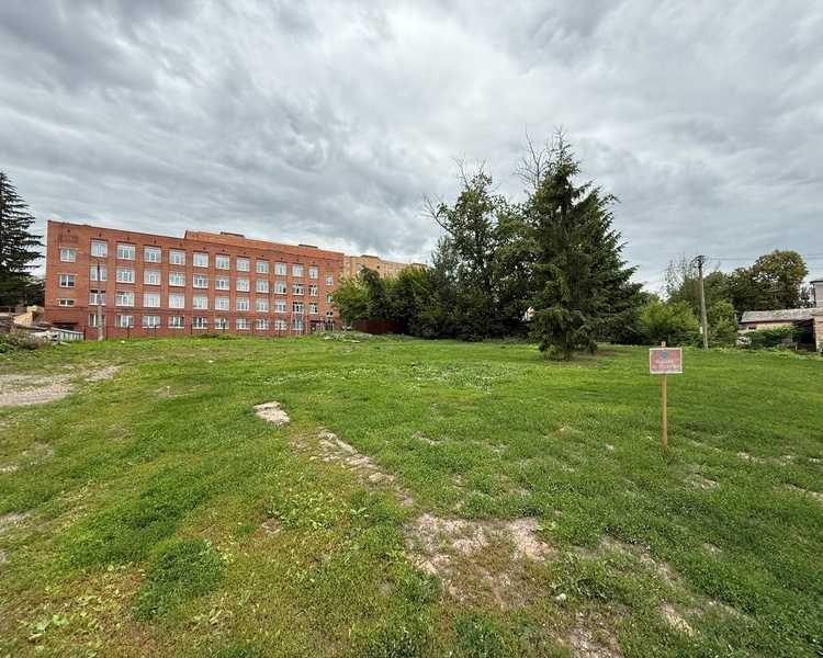     В Курске скверу на улице Советской присвоили имя Героя России Артура Лапшина