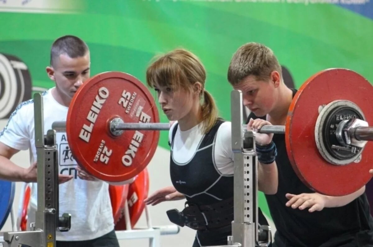    Анастезист Усинской ЦРБ выступила в состязаниях по пауэрлифтингу