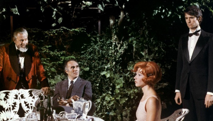 Кадр из фильма "Чудовищная декада".