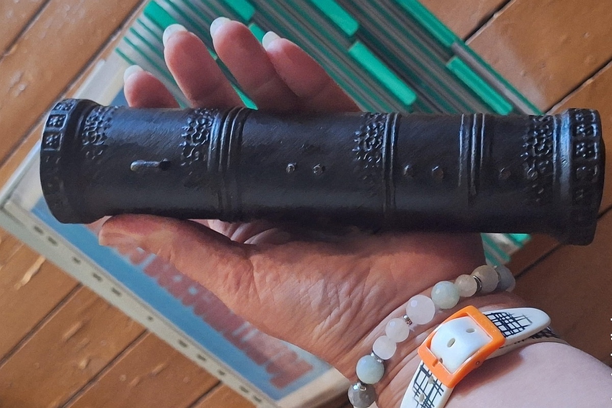    То, что в музее показывали как миниатюрную пищаль, оказалось совсем не пищалью. / vk.com/Наталия Мясникова