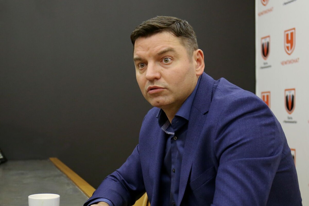 Роман Орещук уволен за переход на личности