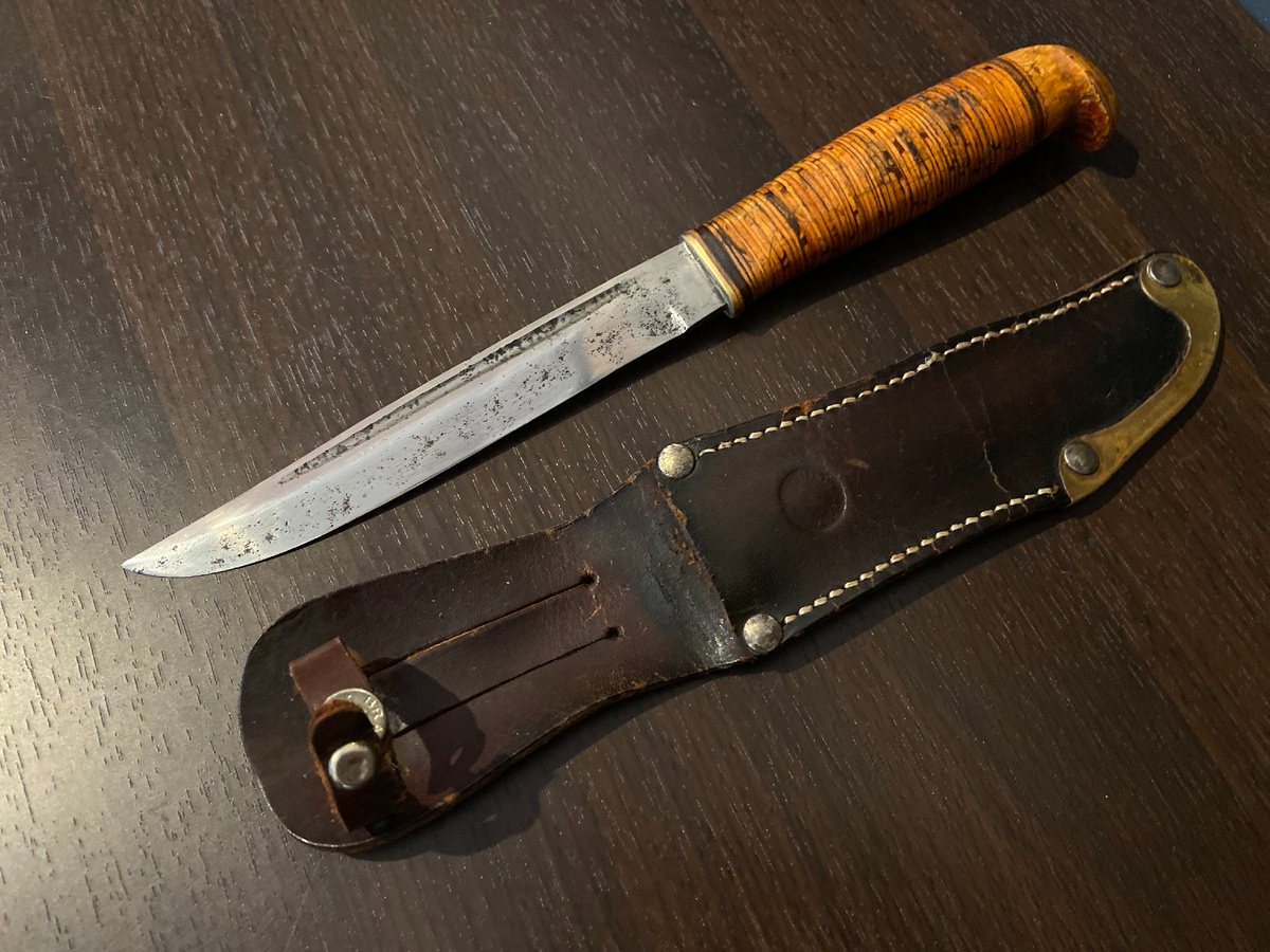 Нож финский (Suomalainen puukko) с ножнами военнослужащего Финляндии. 1930-е гг. ГМПИР, Фонд вещественных реликвий