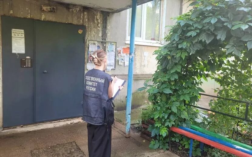    4-летний ребенок выпал из окна в Воткинске