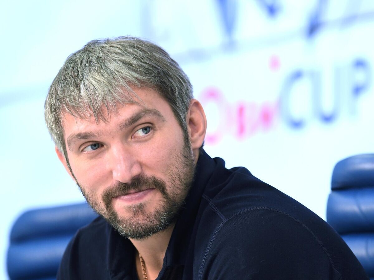    Хоккеист Александр Овечкин© РИА Новости . Сергей Мамонтов