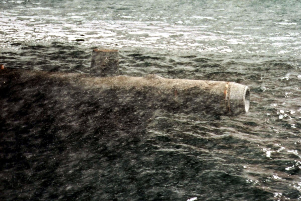 Фрагмент корпуса подводной лодки «Курск». Фото: CVI / Pool / Reuters