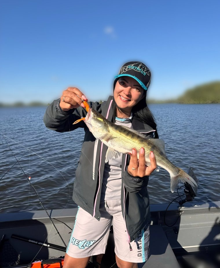 Первый судак Ивановой. Фото: Анастасия Иванова, VK