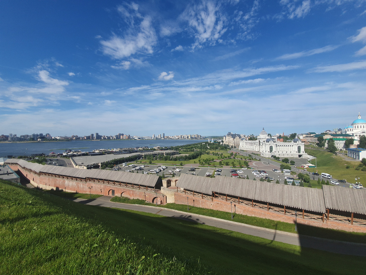 Вид на город из Казанского Кремля.