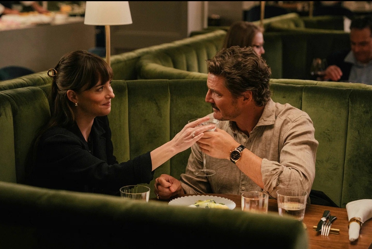 Дакота Джонсон, Педро Паскаль.