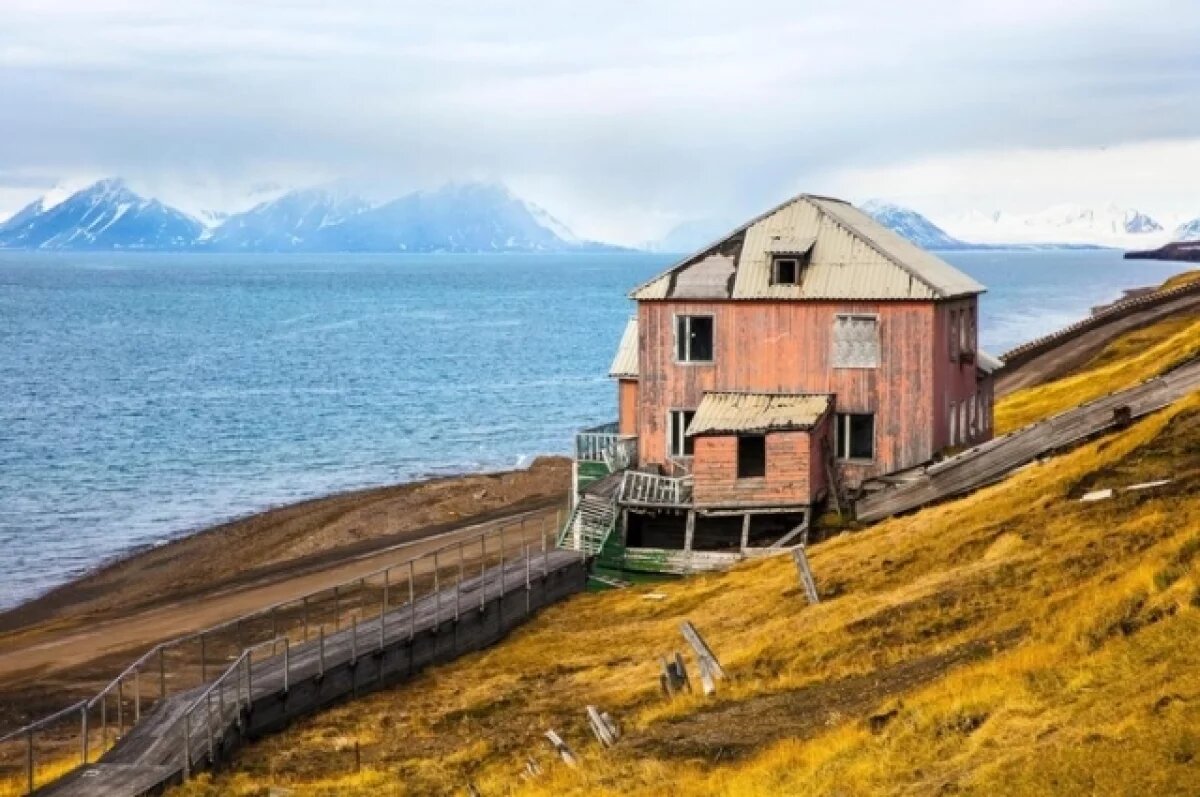    Economist: Запад озабочен «уголком РФ» в НАТО с «председателем» Лениным