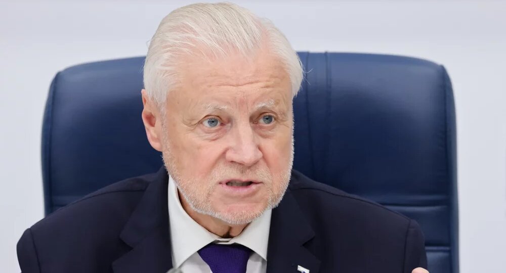 «Люди живут тяжело»: Миронов призвал Росстат прекратить «рисовать» уровень зарплат