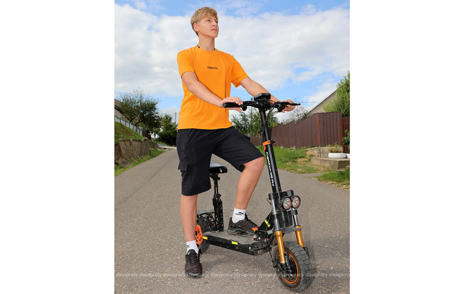     На самокате – с правами, на велосипеде – пешком: разбираемся в новых требованиях ПДД