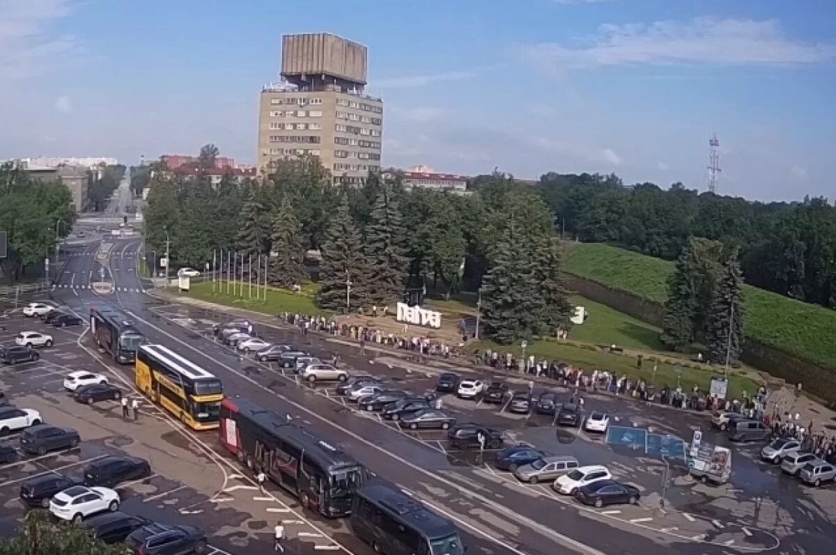    Эстония завершила монтаж «умных» ворот на границе с Ивангородом