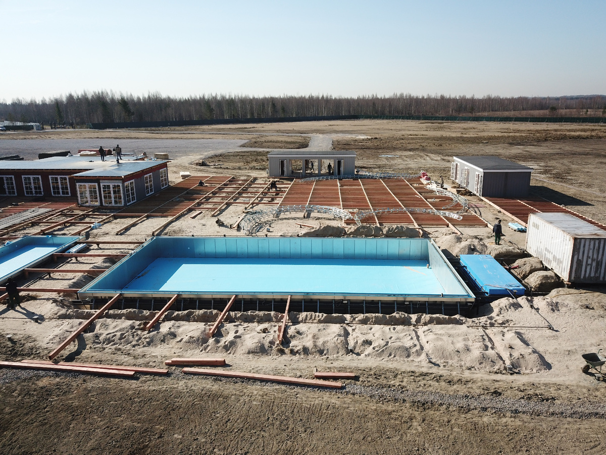 Процесс строительства панельного бассейна